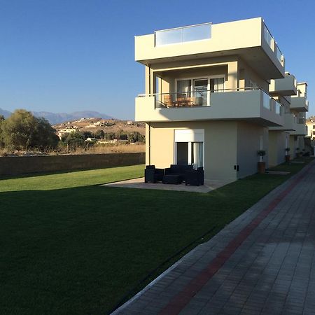 Holiday Luxury Villas Kalamaki  Esterno foto